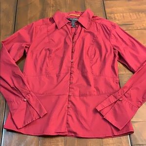 Dockers Burgundy buttoned down shirt sz M
